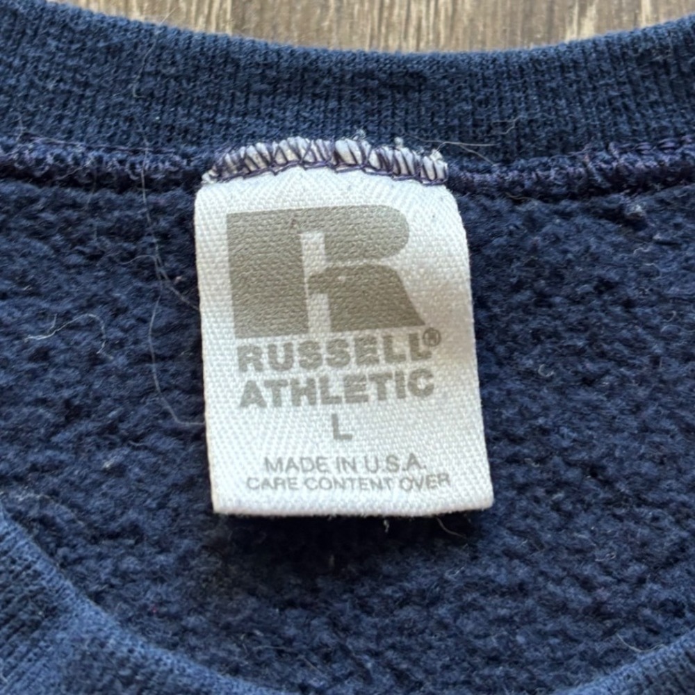 Vintage 90's Russell Athletic Cropped Crewneck Sweatshirt Women's Size Large - Picture 2 of 4